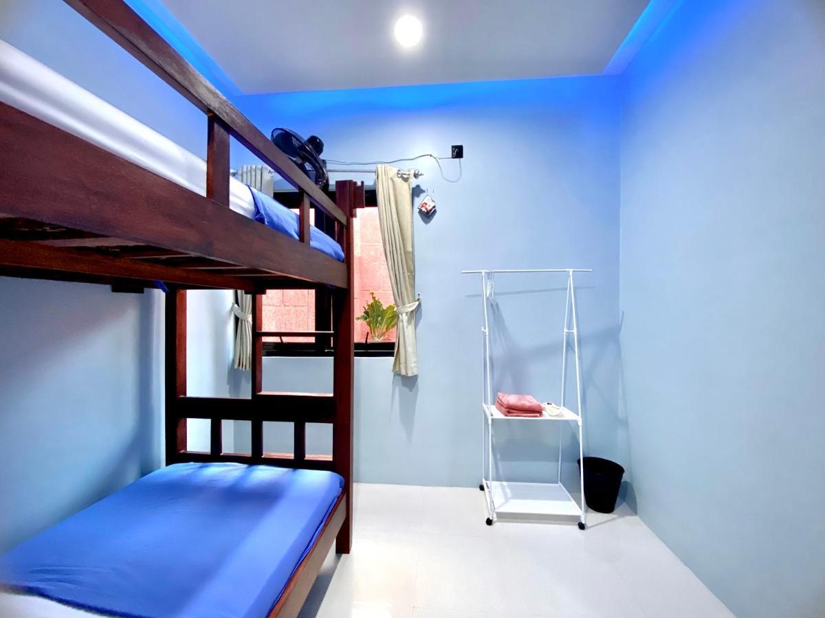 Good Feeling Ketapang Harbour Hostel Екстериор снимка