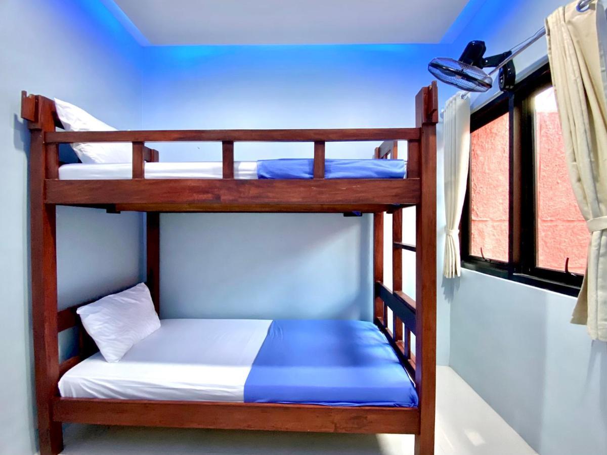 Good Feeling Ketapang Harbour Hostel Екстериор снимка